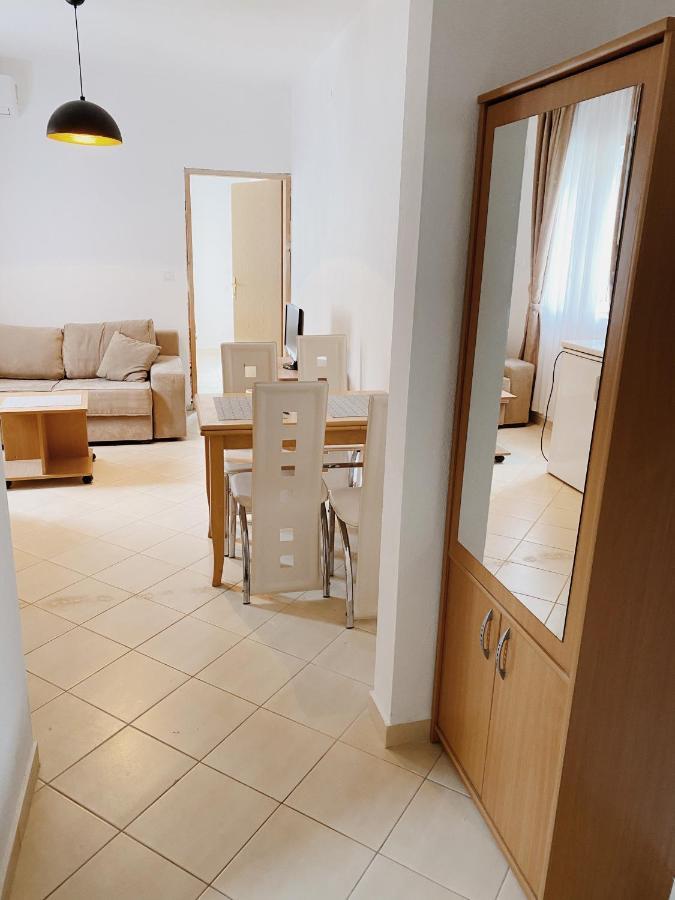 Apartments Sneki Baošići Eksteriør billede