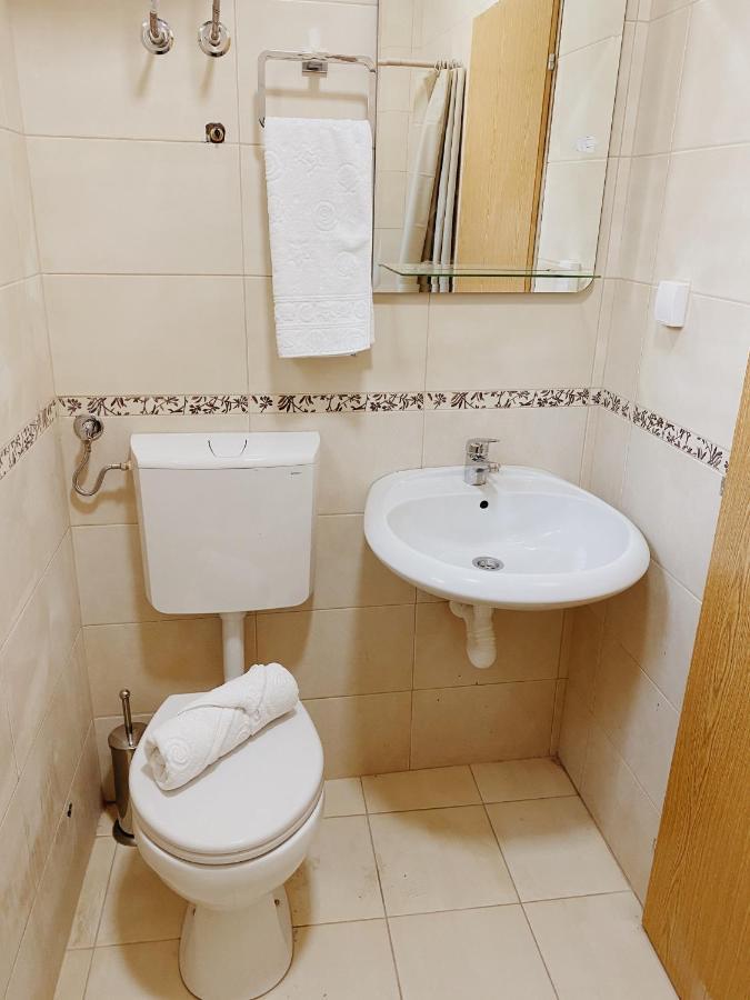 Apartments Sneki Baošići Eksteriør billede