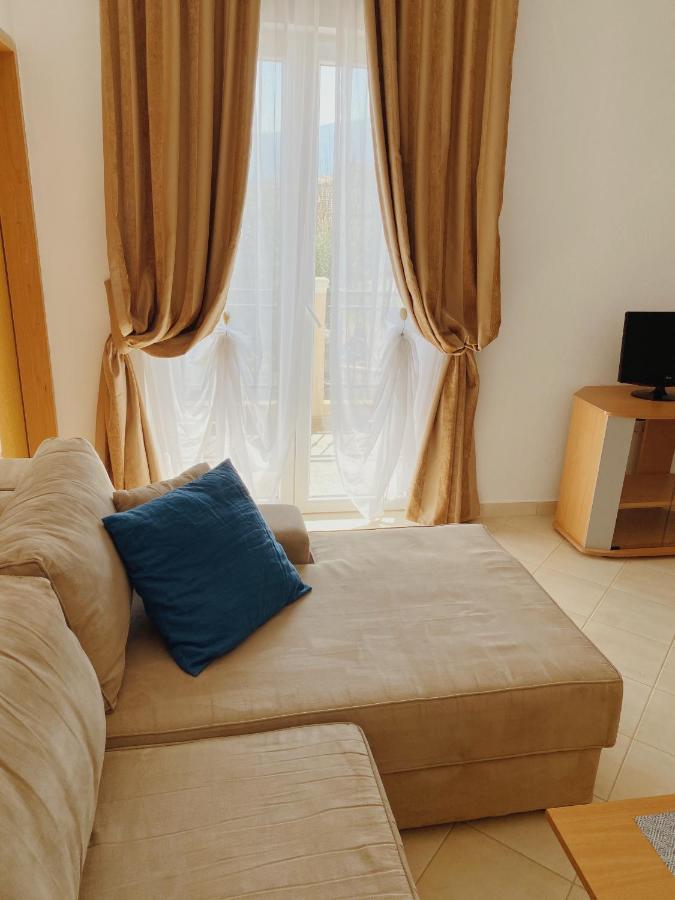 Apartments Sneki Baošići Eksteriør billede