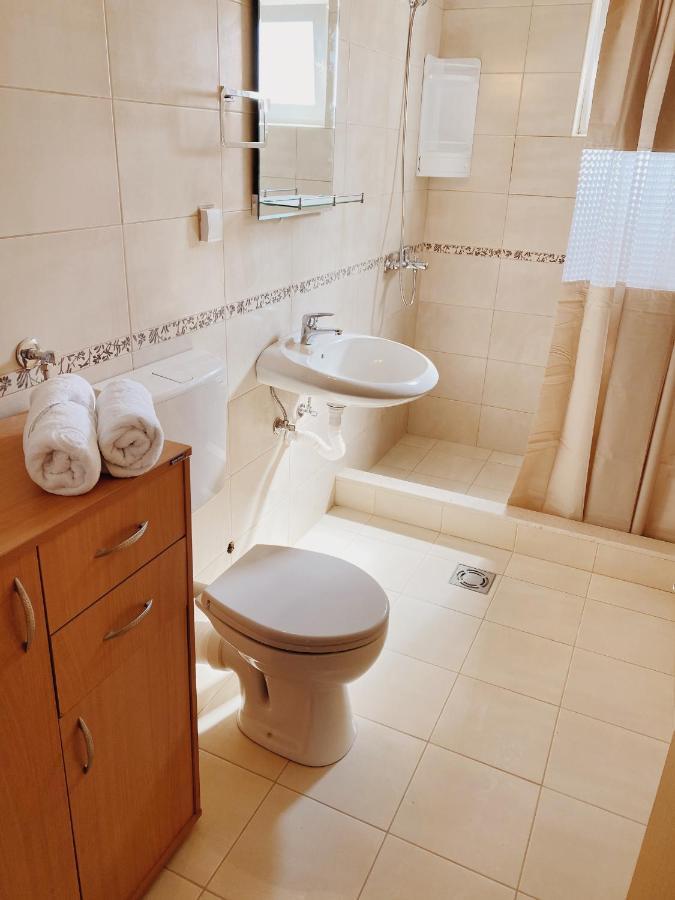 Apartments Sneki Baošići Eksteriør billede